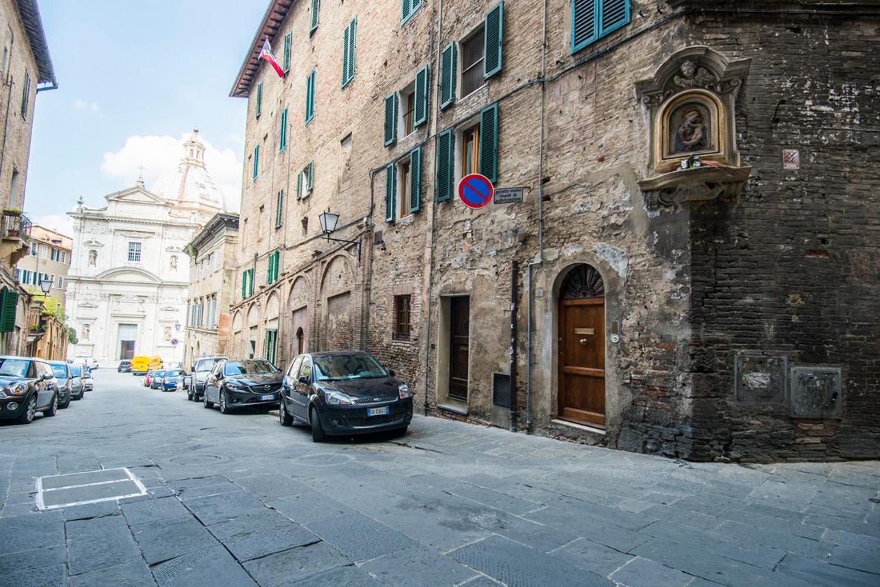 Ladyhouse Appartamento Tipico Con 4 Posti Letto Siena Buitenkant foto